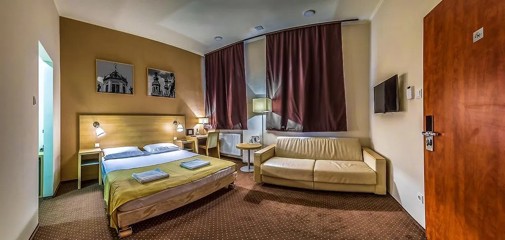 Budapest Citi Guesthouse 0*,